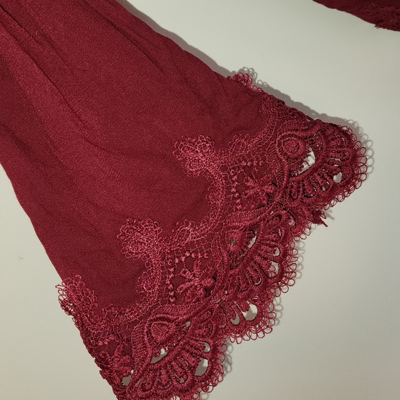 Cold Shoulder Top - Picture 3 of 8